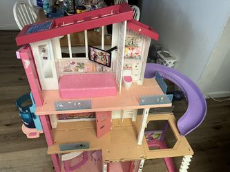 Barbie House with Rv 