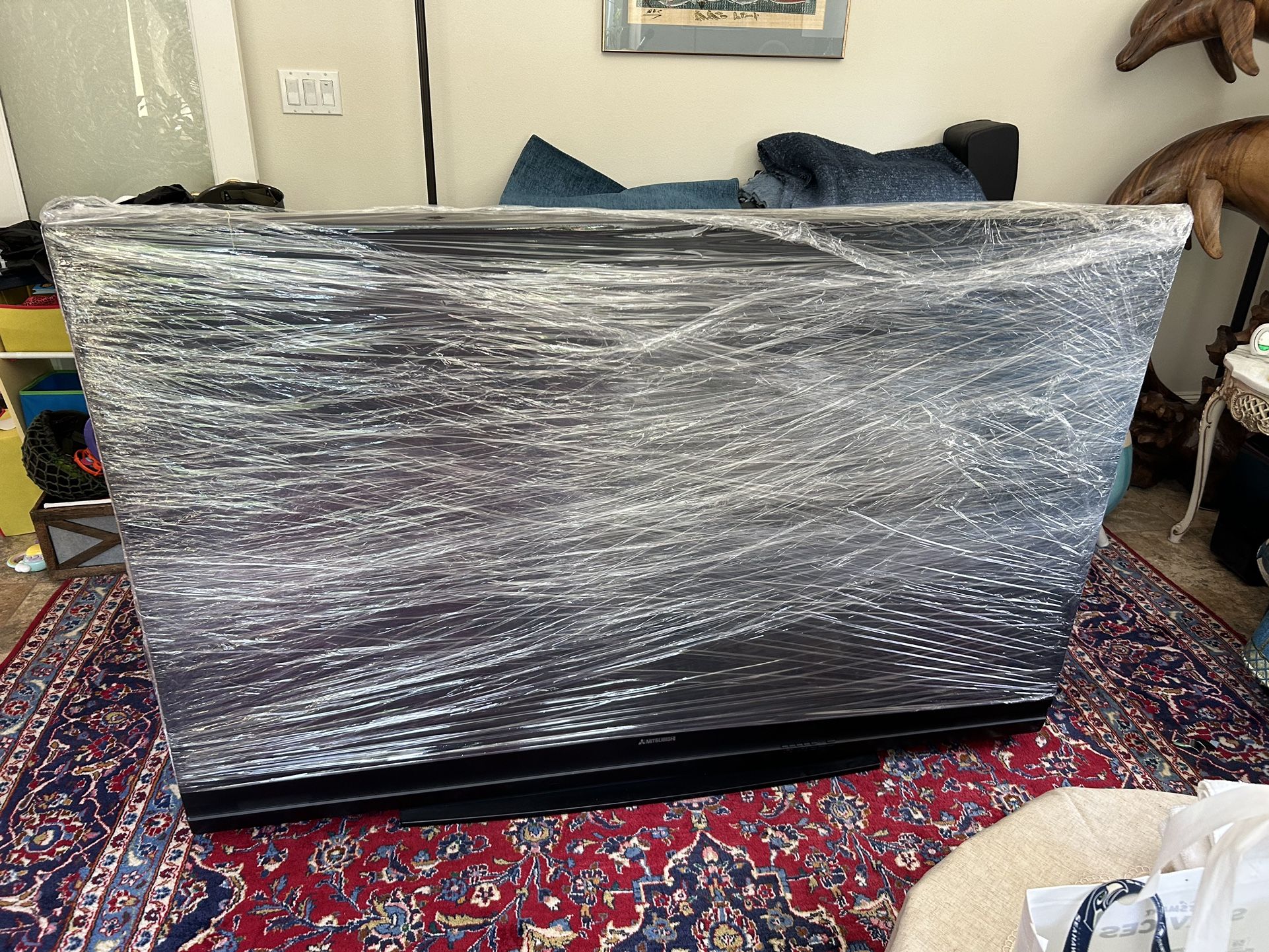 73" Mitsubishi 3D DLP 1080p HDTV
