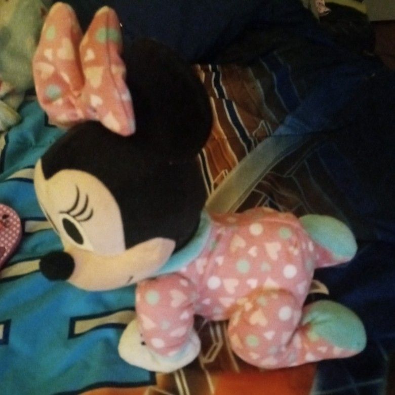Minnie Mouse Crawling Toy
