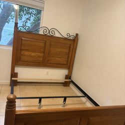 Queen Bedframe 