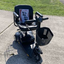 Mobility scooter