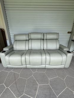 Electric Lighted Reclining Sofa w/ usb ports & Reading Lights - Excellent Condition