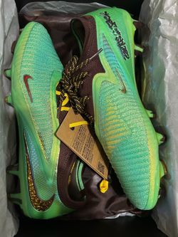 Travis cleats Nike phantom 6 low elite