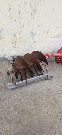 AUGERS