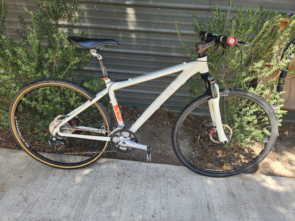Gary Fisher Utopia Road Bike