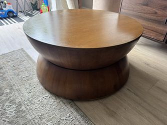Modern round wooden coffee table