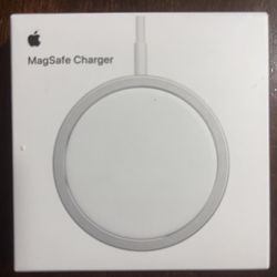 MagSafe charger 