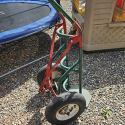 Cylinder, Dolly.