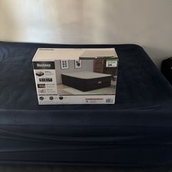 Queen air mattress