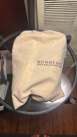 Women Burberry Platform shoes