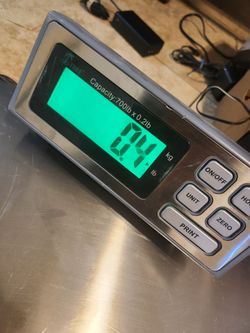 TREE LVs 700 Veterinary Scale, 700 LB Capacity with LCD escala