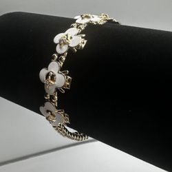 14k Gold White Flower Beaded Bracelet/ Manilla De Flores Blancas Con Bolitas Oro 14k