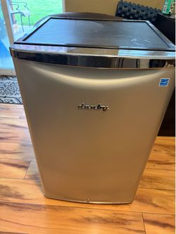 Mini fridge danby