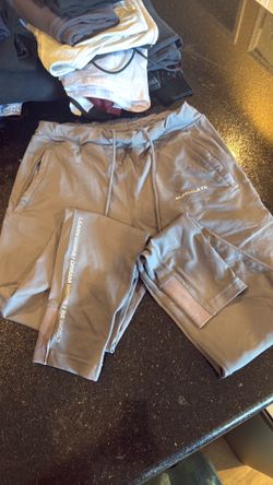 Alphalete Men Joggers