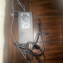 ASUS ROG Strix Scar 18 (2024) Gaming Laptop, 18" Nebula HDR 16:10 QHD 240Hz/3ms, GeForce RTX™ 4090, Intel® Core™ j9-14900HX, 32GB DDR5-5600, 2TB PCle 