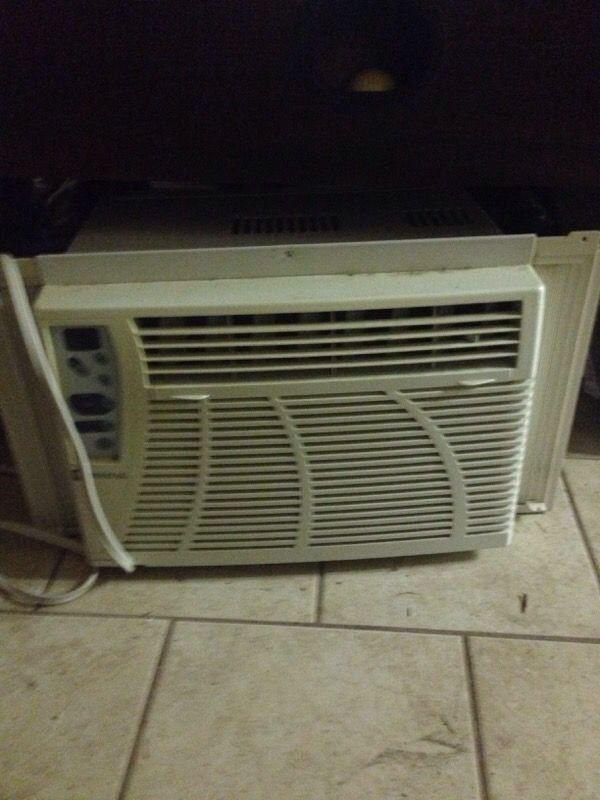 Maytag M6x08f2a B Air Conditioner 8000 Btu For Sale In Leominster Ma Offerup