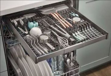 Brand new Whirlpool dishwasher $300