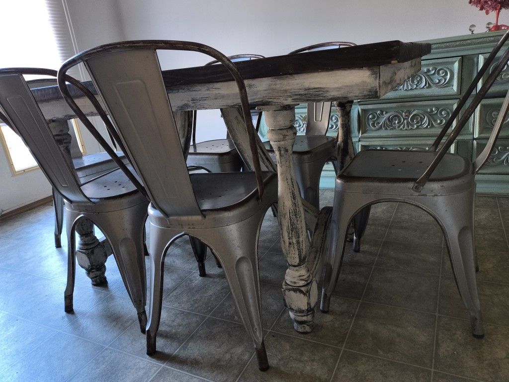 Farmhouse Kitchen Table