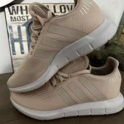 Adidas Swift Run 6.5w