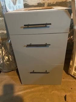 Free Kitchen Cabinets