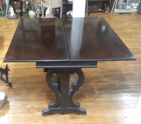 Paine Furniture Co Boston Mass Mahogany Expandable Game Table