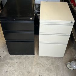 Filing cabinet-3 drawer
