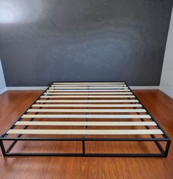 King Size Metal Platform Bed Frame