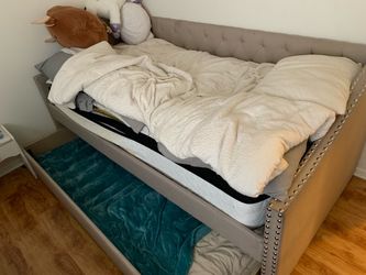 2 Twin Daybed with Trundle – Beige Upholstered
