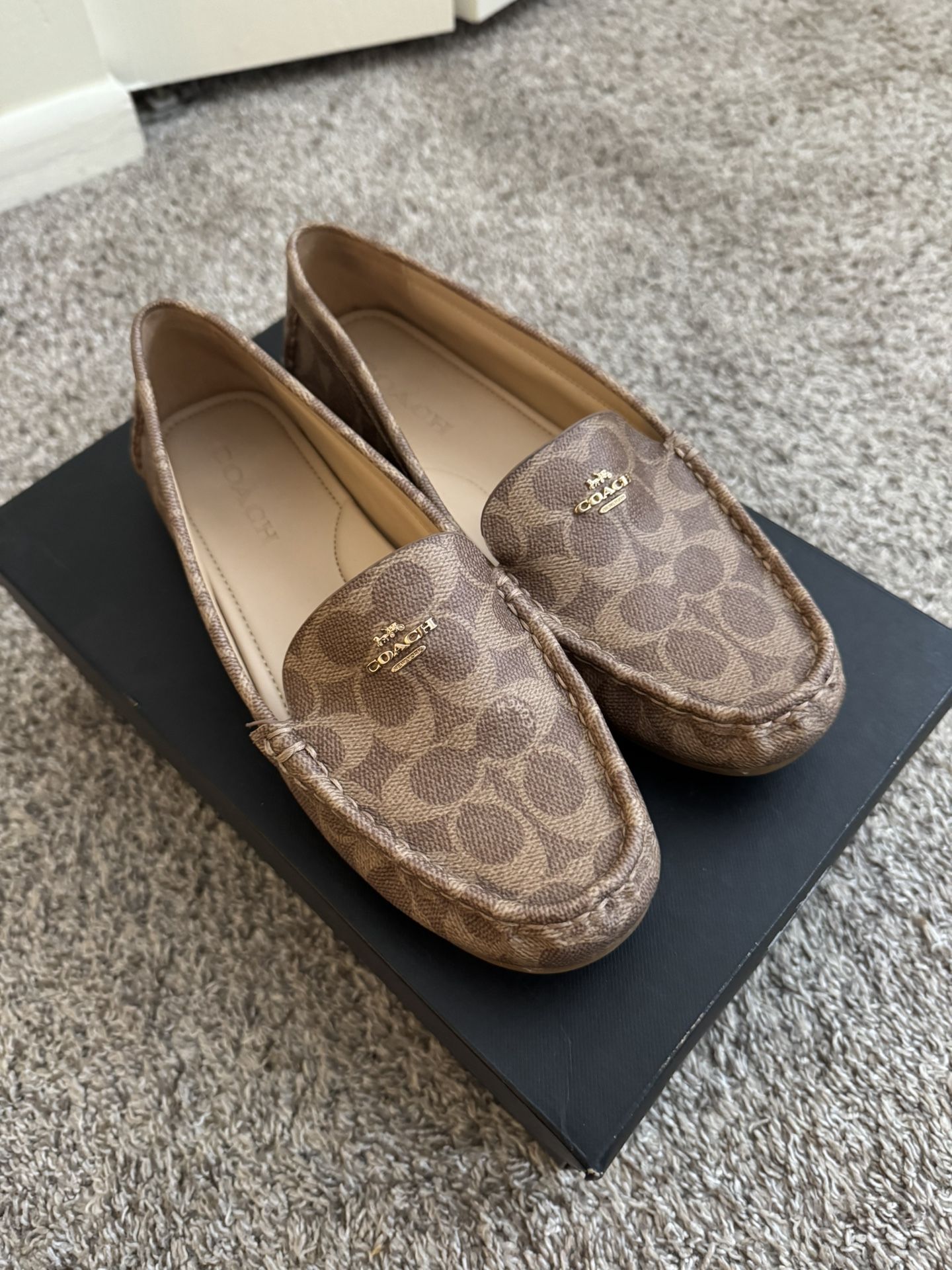 coach flats size 10 women 