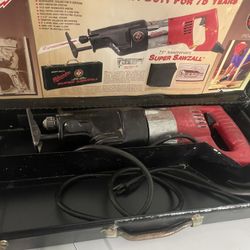 Milwuakee Super sawzall