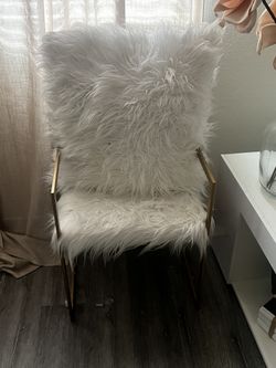 GARAGE SALE SEP 27-28