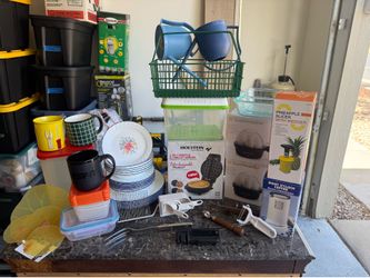 Coffee, cups, vegetable crisper, Tupperware, Correlle plate, and bowl set, waffle maker, pineapple, slicer, ToastMaster, hard, boiled egg maker, small