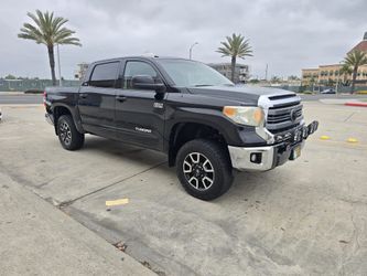2015 Toyota Tundra SR5