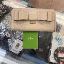 Kate Spade Wallet 