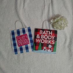 3/$10 🌟 Two Bath & Body Works Bags