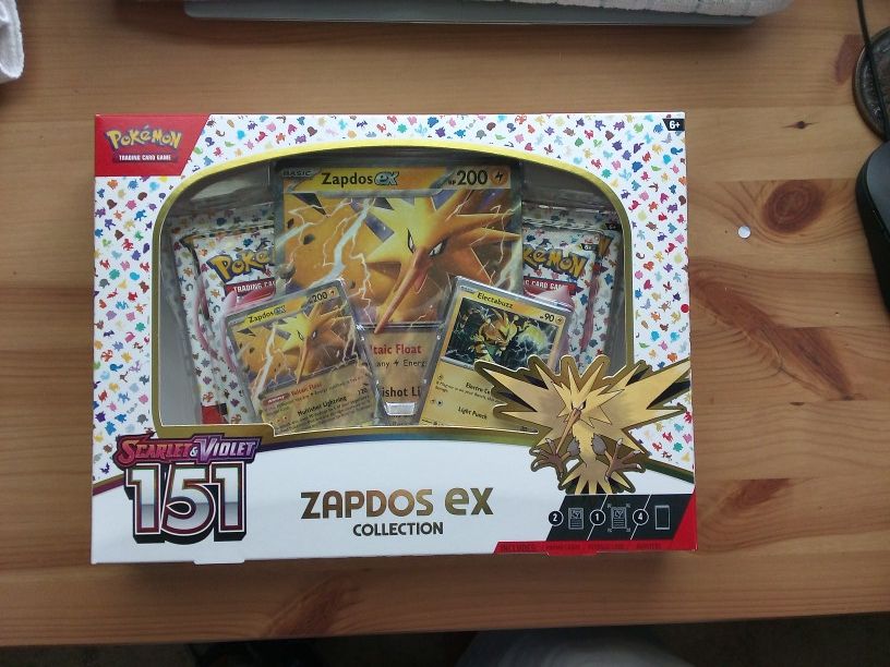 Zapdos EX Collection Box Pokemon Scarlet And Violet 151