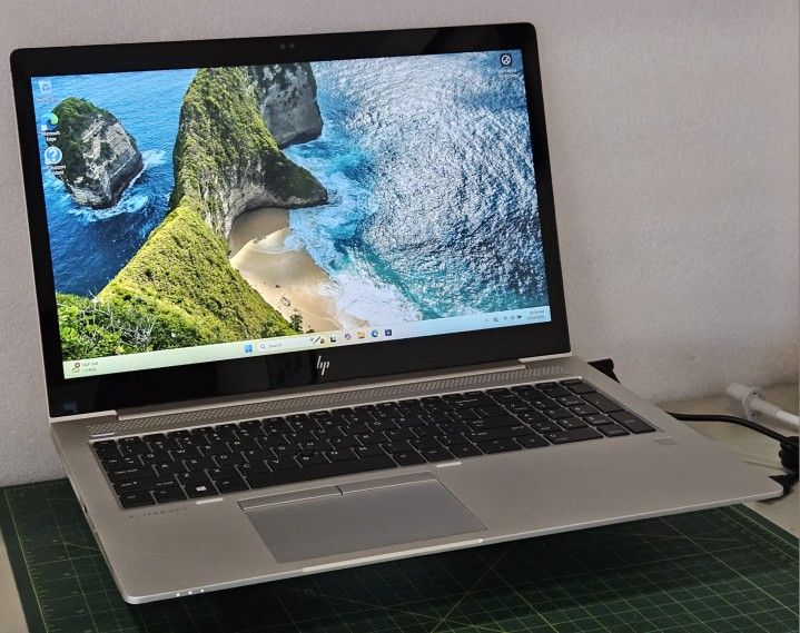 HP ELITEBOOK 15 INCH TOUCHSCREEN LAPTOP