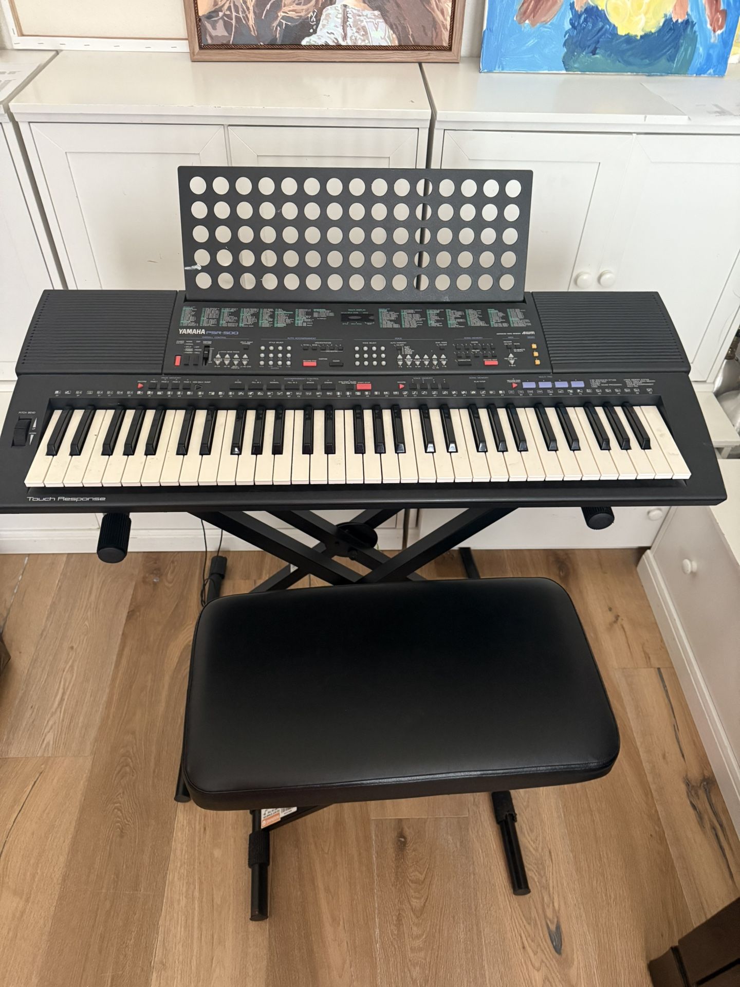 Yamaha PSR-500 Keyboard With Stand, Seat & Foot Petal