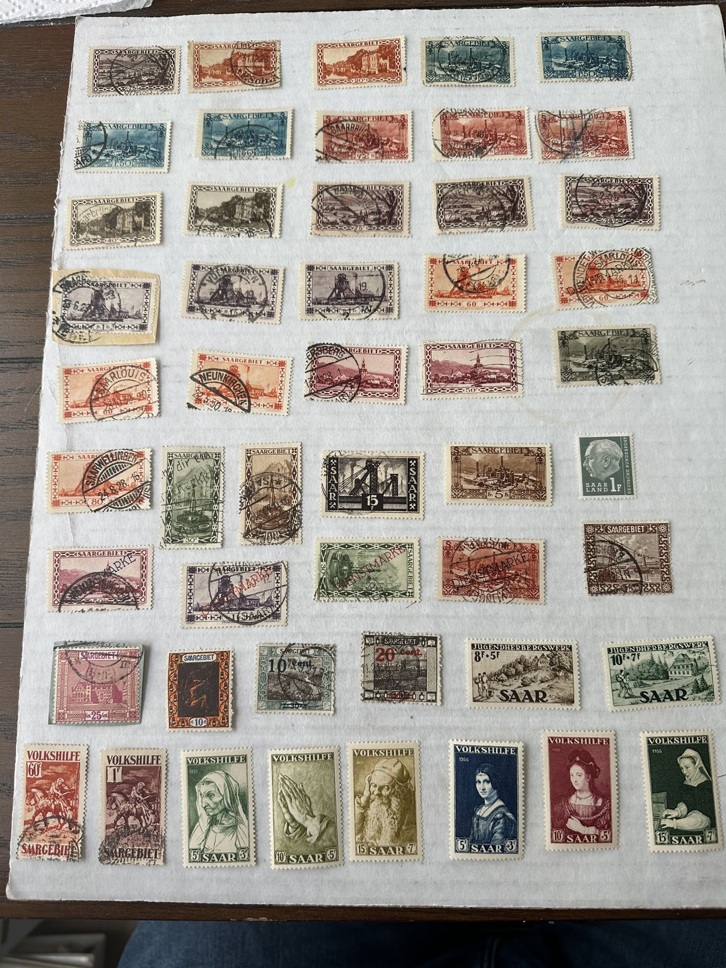 Saar Stamp Group Of 60 Nice Mix