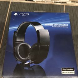 PS3 Play Station 3 Wireless Stereo Headset The Ultimate Audio Advantage( Playstation Official Product)
