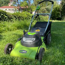 Lawnmower 