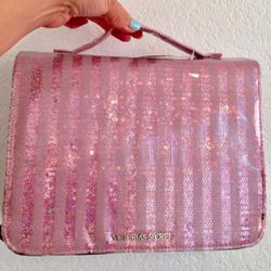 Beautiful Brand New Victoria's Secret Travel Cosmetics 💖 🎄🎁✨