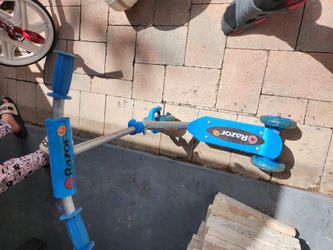 Small Razor Scooter
