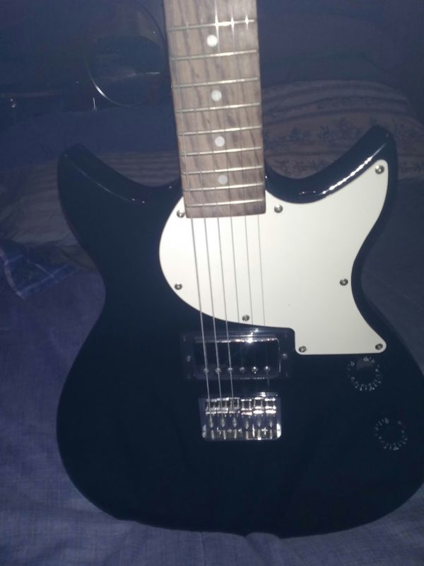 First Act Guitar Black N White For In Tupelo Ms Offerup First Act Guitar Black N White