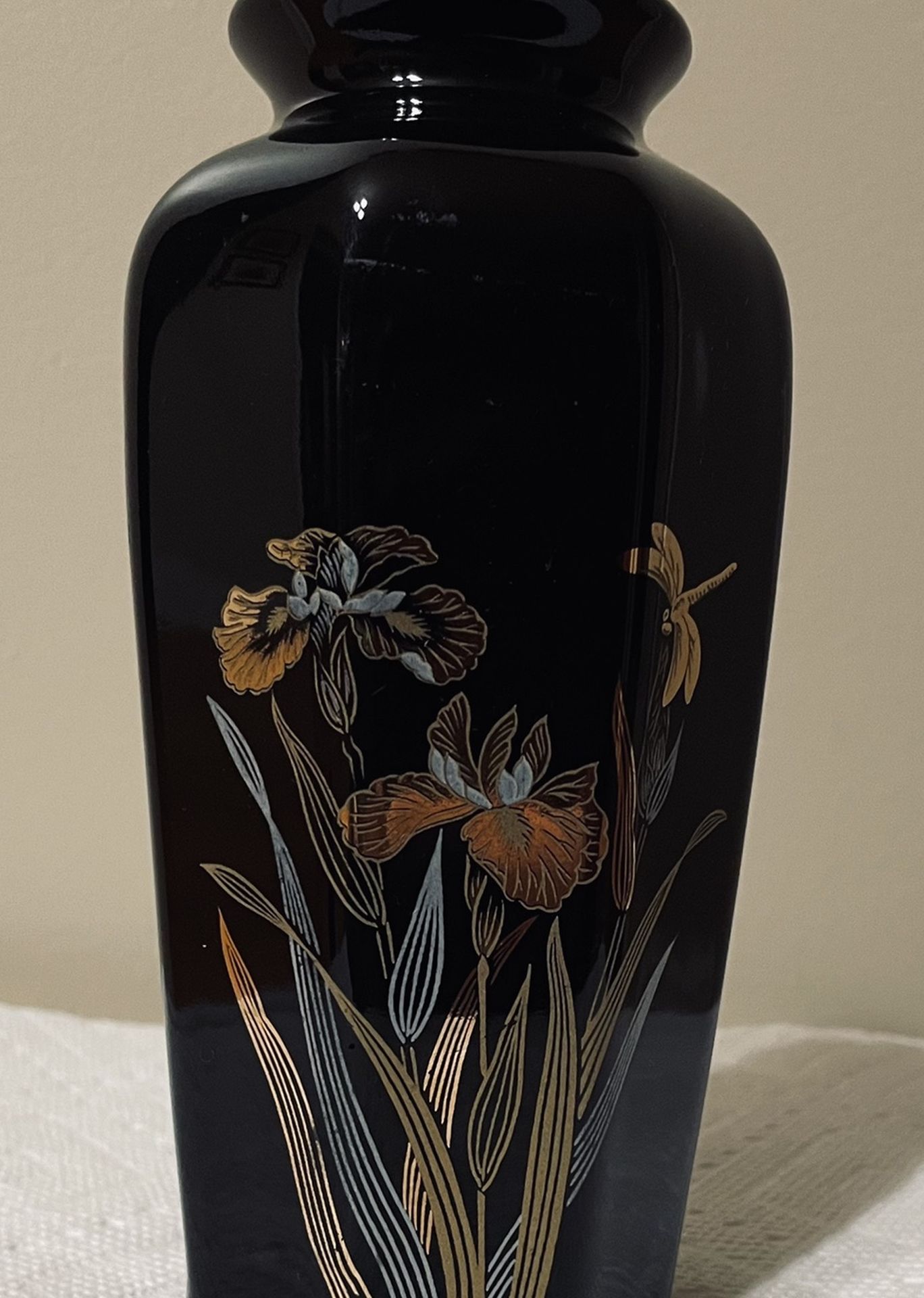 6” Tall 10” Round Black Vase Made In Japan $7