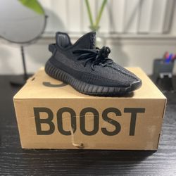Yeezy Boost 350 V2 ‘Onyx’