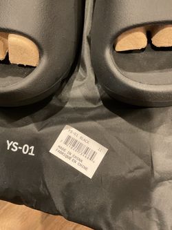 Yeezy Slide YS-01 Black Size 11
