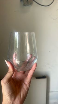 FREE!!! 24 seamless wine glasses