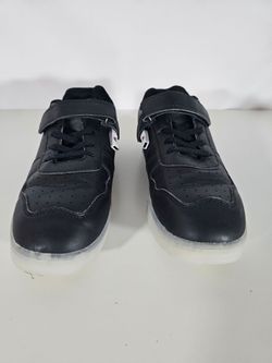 Light Up LED Sneakers Kids Size 4