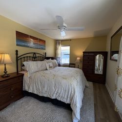 Oak Traditional Bedroom Set